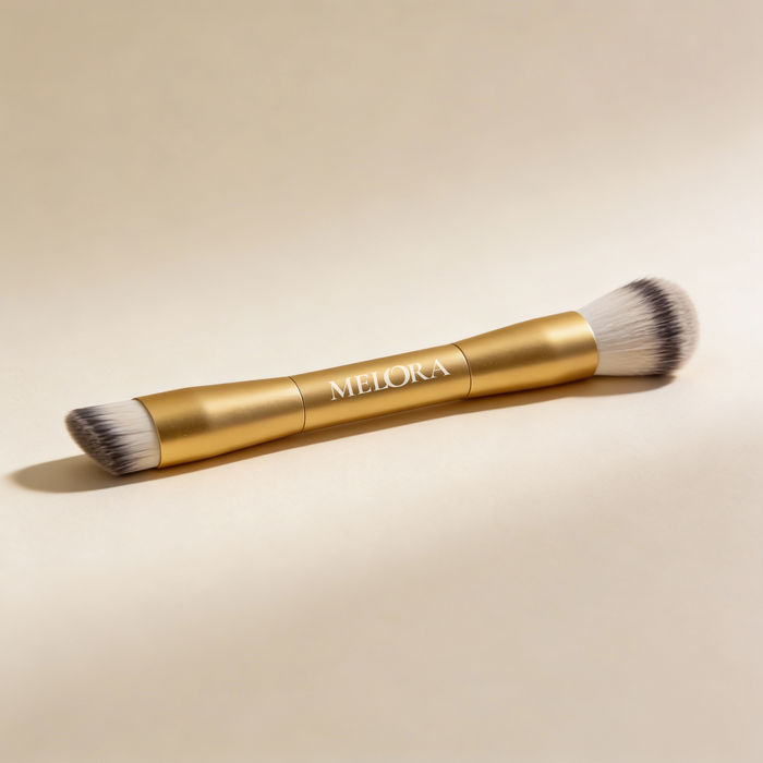 2-i-1-borste för foundation och concealer